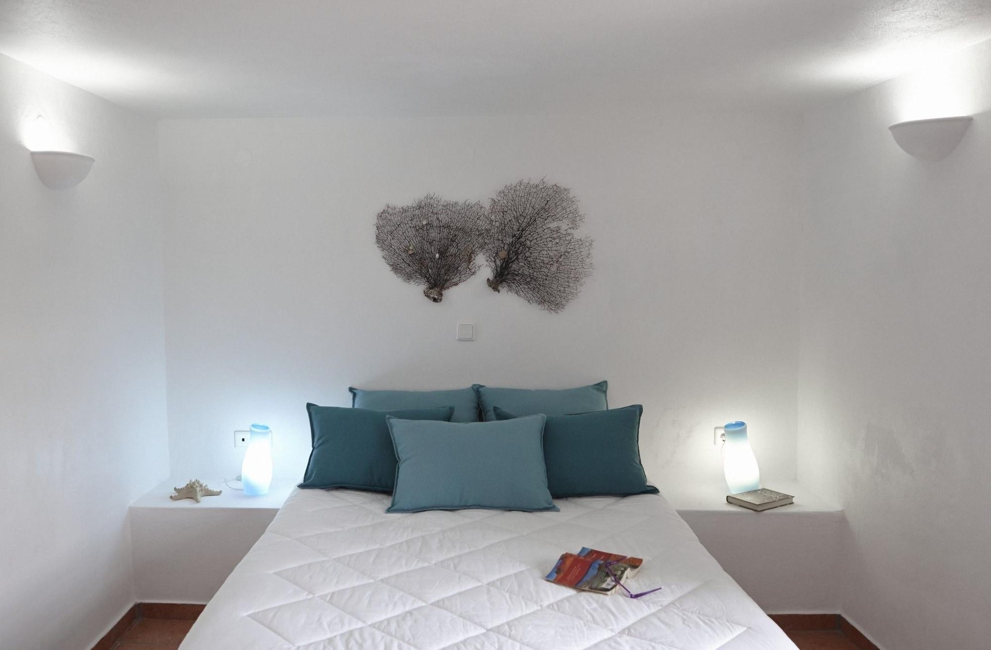 Kamári Anna Traditional Apartments מראה חיצוני תמונה