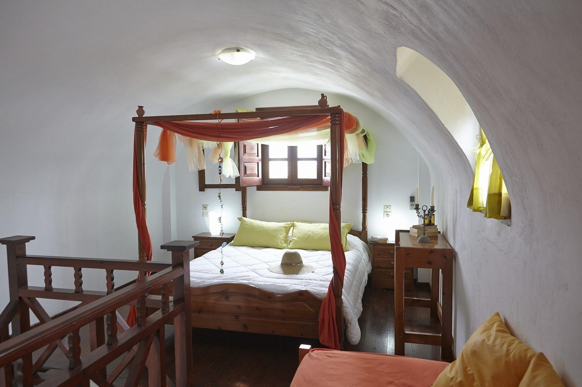 Kamári Anna Traditional Apartments מראה חיצוני תמונה