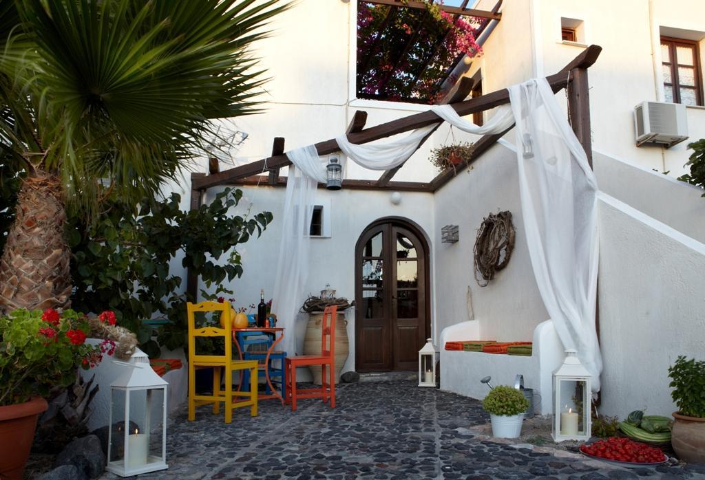 Kamári Anna Traditional Apartments מראה חיצוני תמונה